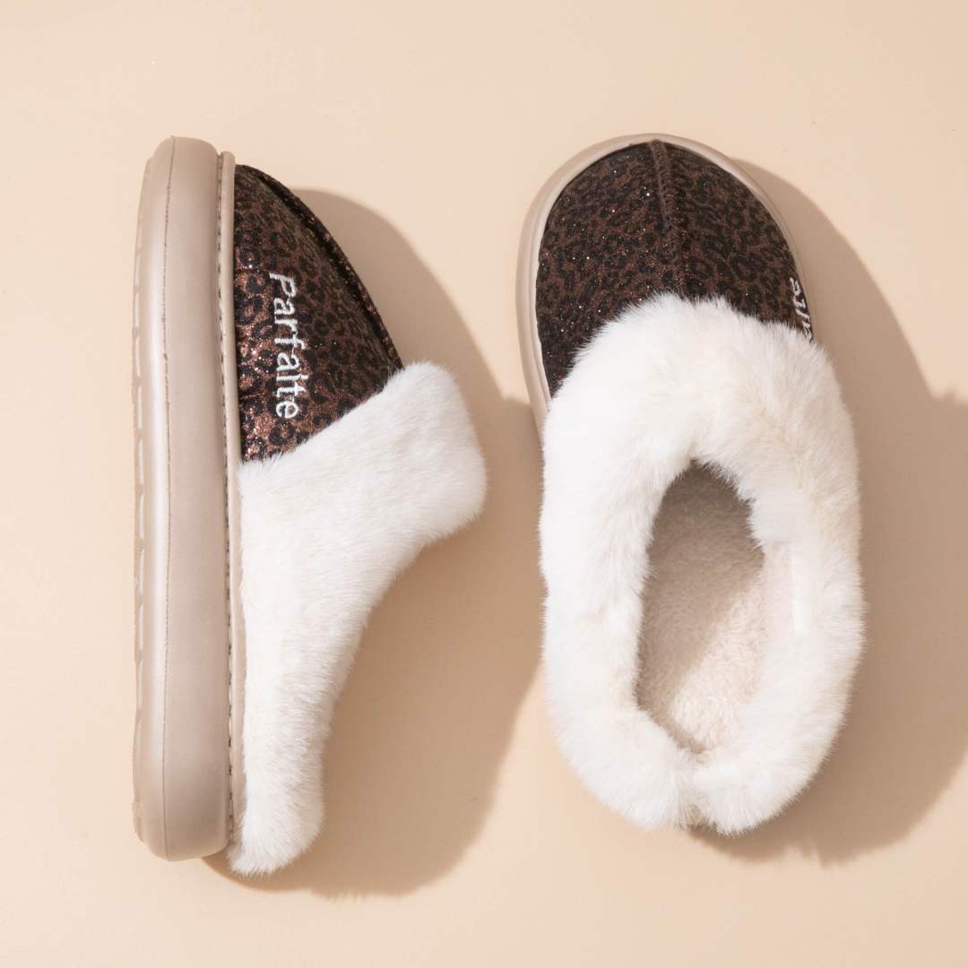 Chaussons paillettes léopard